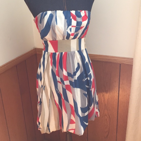 SOLD ::::: Strapless summer dress - Picture 1 of 4